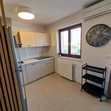 With Parking Space - 7185 Appartement