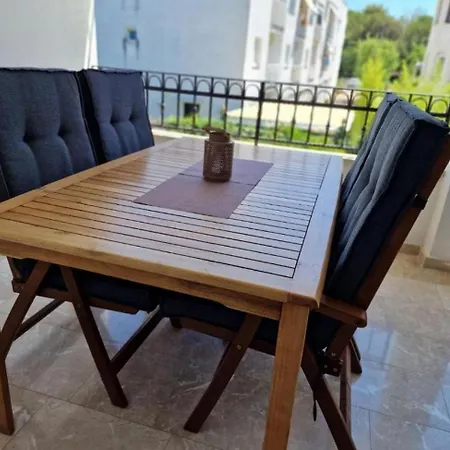 דירה With Parking Space - 7185 רוביני